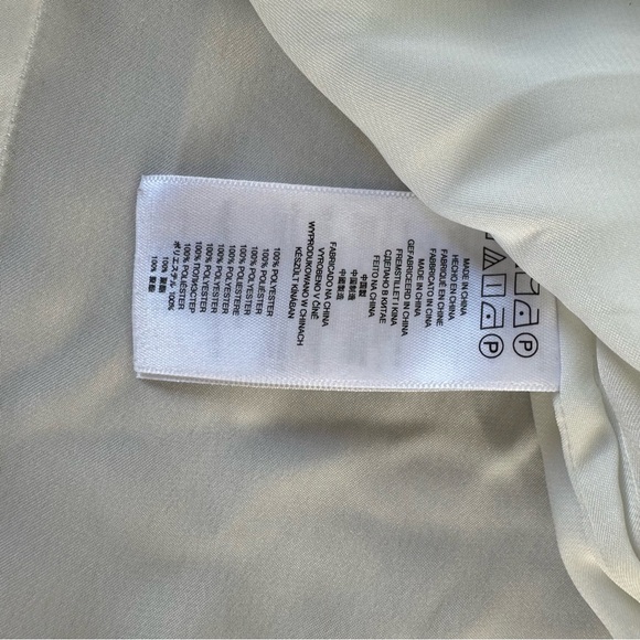 Michael Kors White Shirt with Black Trim - Picture 3 of 4